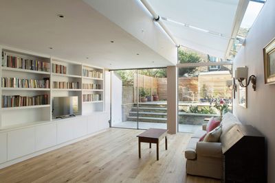 Solbeskyttelse for takvinduer , SG 8600, Multiscreen 1-10%, Private Residence Dunollie Road, London, United Kingdom