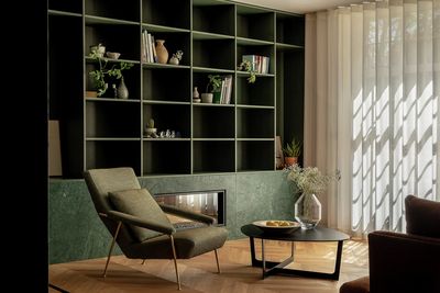 Gardinsystem, SG 6870, Colorama 1, Ashley Court, London, United Kingdom