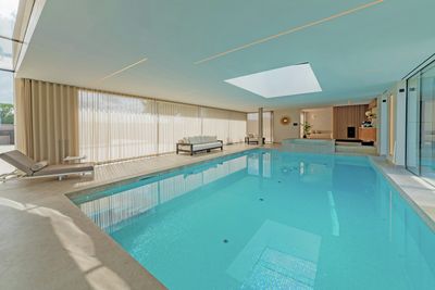 Elektrotrekk, SG 5600, Polyflax, Private Spa, Kent, United Kingdom