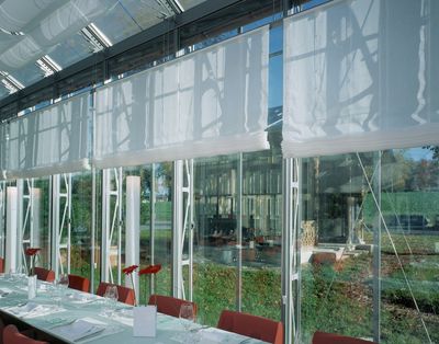 Liftgardiner, SG 2120, Colorama 1, Room shot "Paul Klee Zentrum - Restaurant Schöngrün", Berne, Switzerland