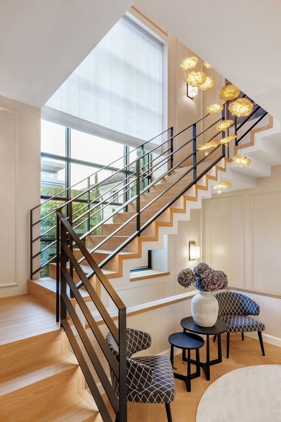 Liftgardiner, SG 2360, Colorama 2, Villa at the lake, Lucerne, Switzerland