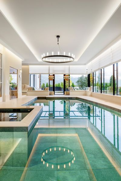 Liftgardiner, SG 2360, Colorama 2, Villa at the lake, Lucerne, Switzerland