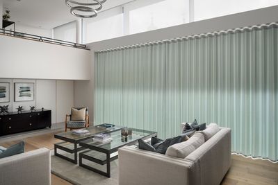 Curtain Systems, SG 5600, Colorama 2, The Crescent, Edinburgh, Scotland, UK